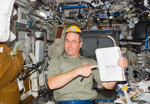 STS114-E-05591