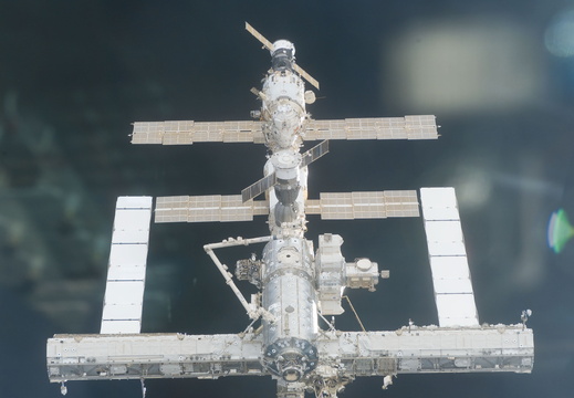 STS114-E-05696