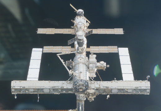STS114-E-05702