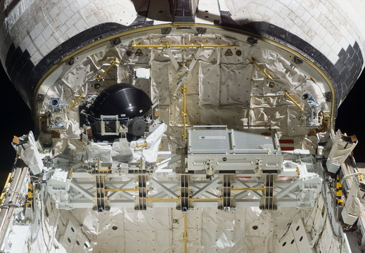 STS114-E-05736