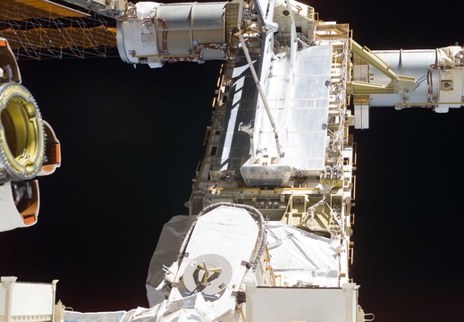 STS114-E-05905