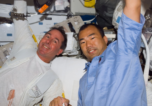 STS114-E-05934