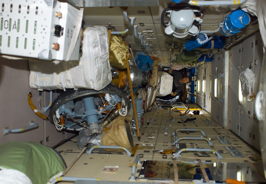 STS114-E-05945