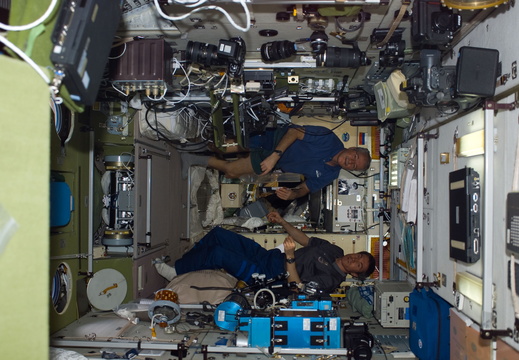 STS114-E-05946