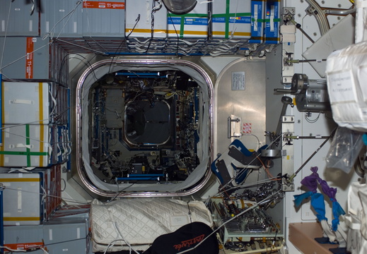 STS114-E-05949