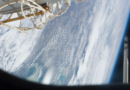 STS114-E-06051