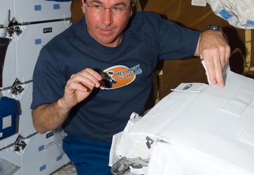 STS114-E-06111
