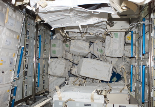 STS114-E-06135