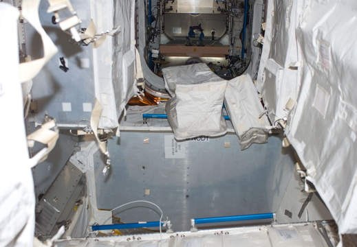 STS114-E-06140