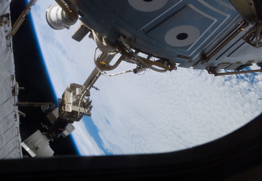 STS114-E-06167