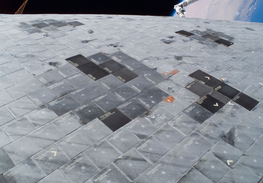 STS114-E-06318