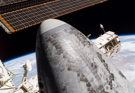 STS114-E-06404