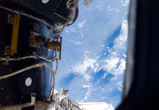 STS114-E-06597