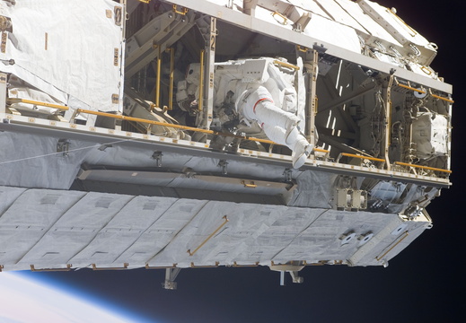 STS114-E-06610