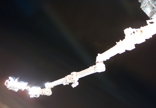 STS114-E-06881