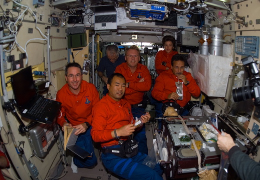 STS114-E-07017