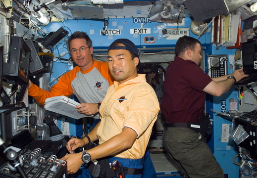 STS114-E-07126