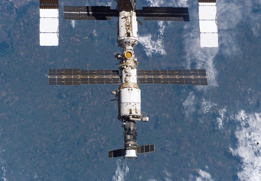 STS114-E-07209