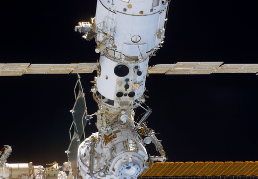 STS114-E-07263