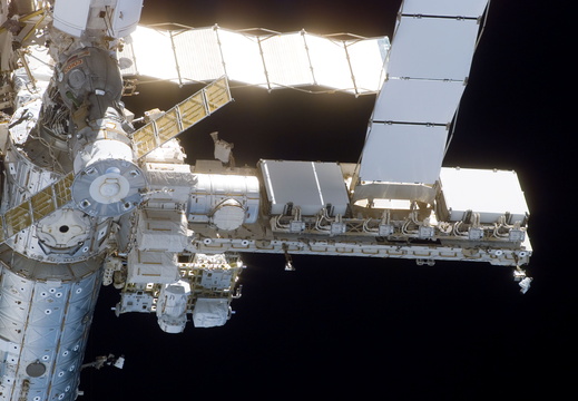 STS114-E-07269