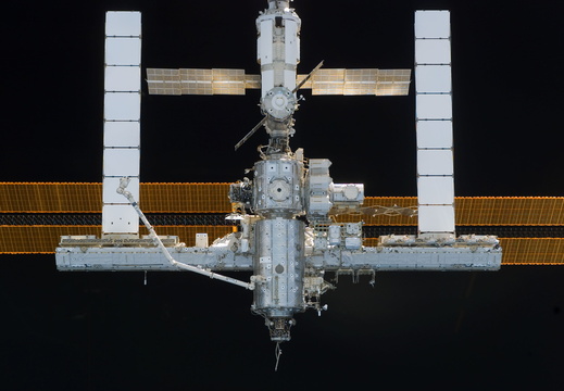STS114-E-07276