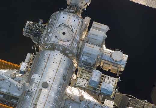 STS114-E-07281