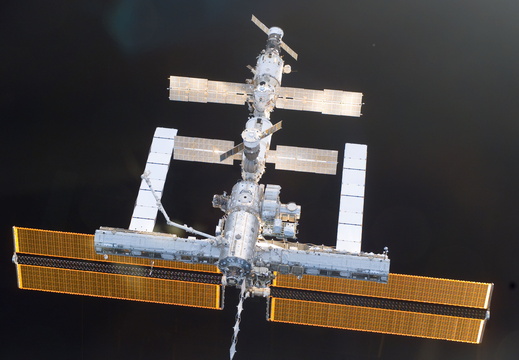 STS114-E-07285