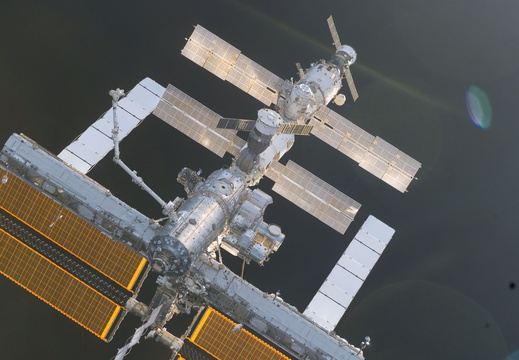 STS114-E-07288