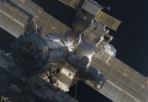 STS114-E-07310