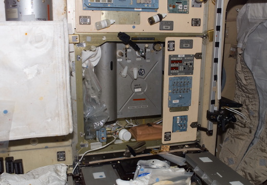 STS114-E-07326