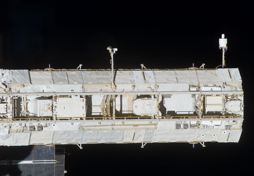 STS114-E-07394