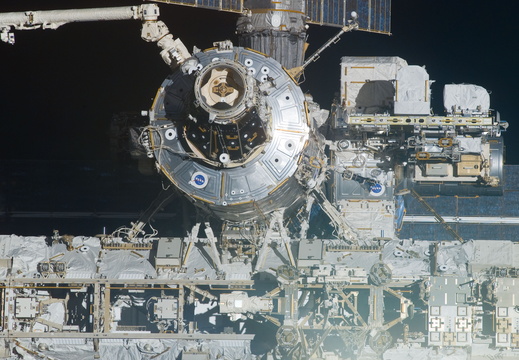 STS114-E-07407