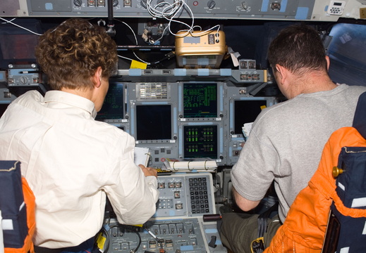 STS114-E-07420