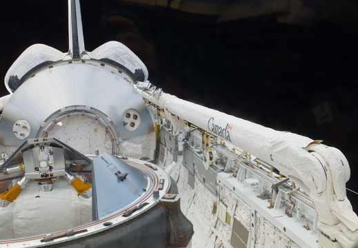 STS114-E-07422