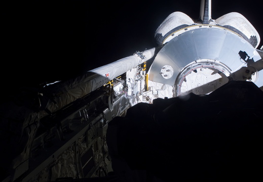 STS114-E-07568