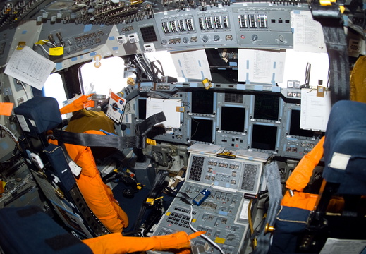 STS114-E-07982