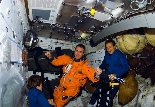 STS114-E-08266