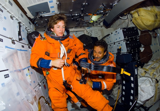 STS114-E-08268