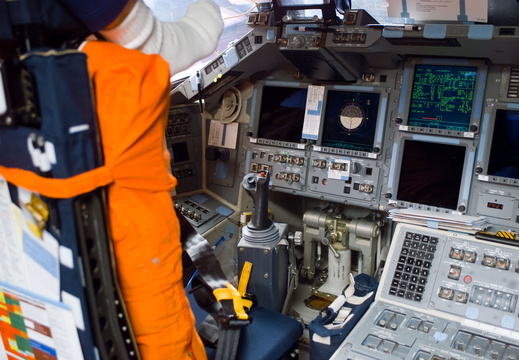 STS114-E-08286