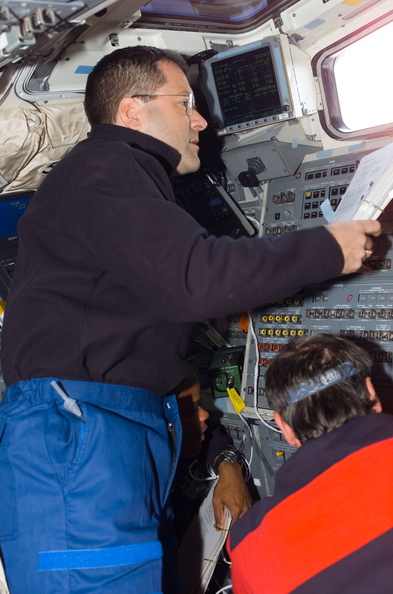 STS116-E-05325.jpg