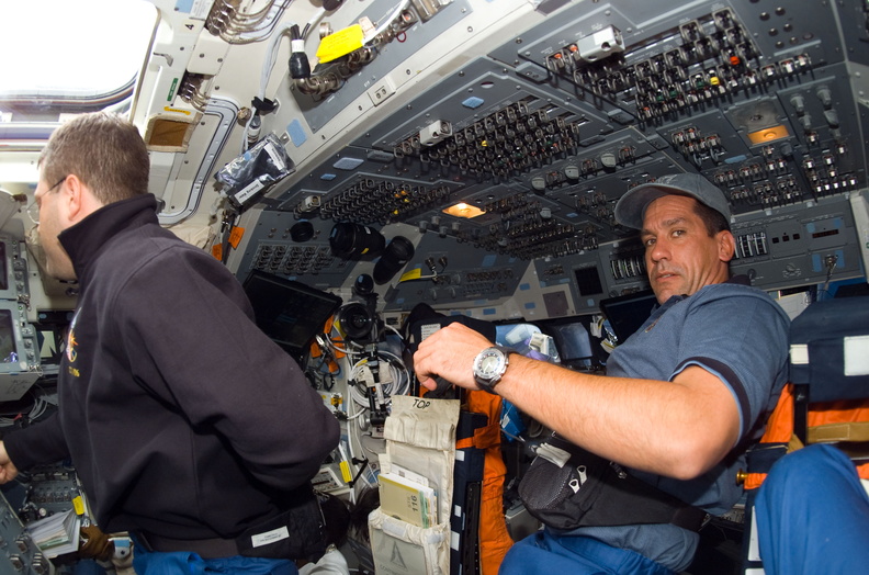 STS116-E-05371.jpg
