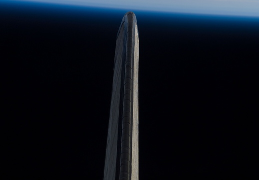 STS116-E-05383