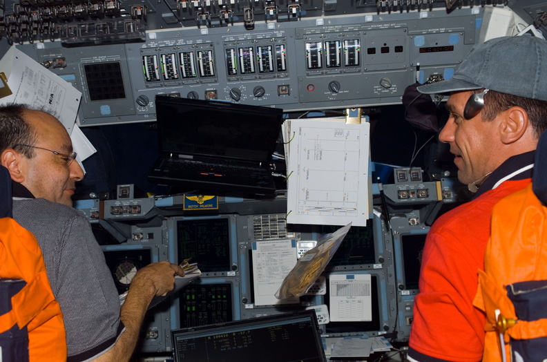 STS116-E-05437.jpg