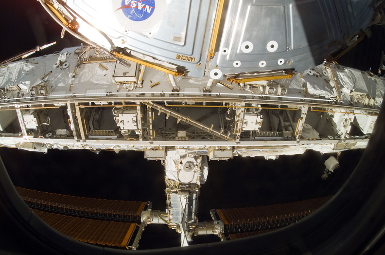 STS116-E-05560.jpg