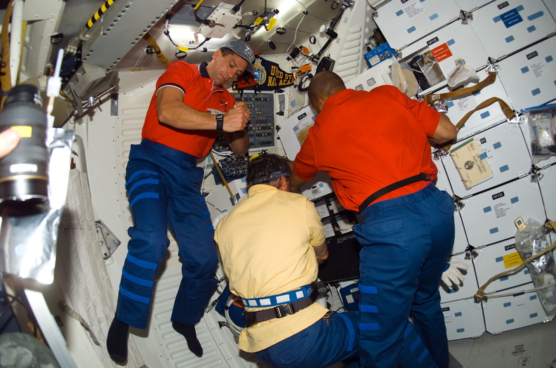 STS116-E-05570.jpg