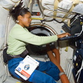 STS116-E-05575.jpg