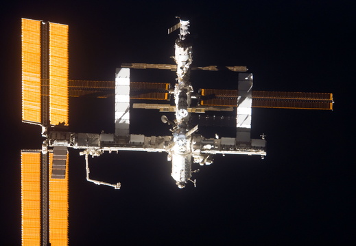 STS116-E-05618