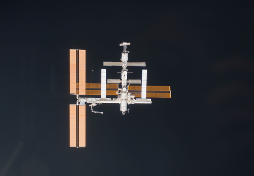 STS116-E-05627