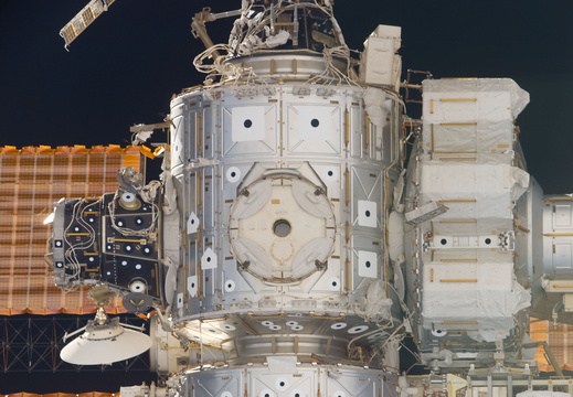 STS116-E-05664