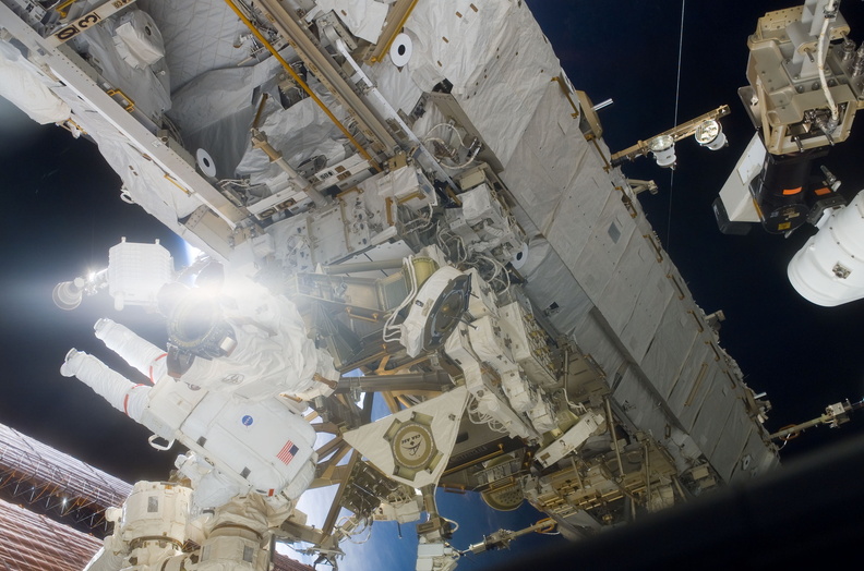 STS116-E-06209.jpg